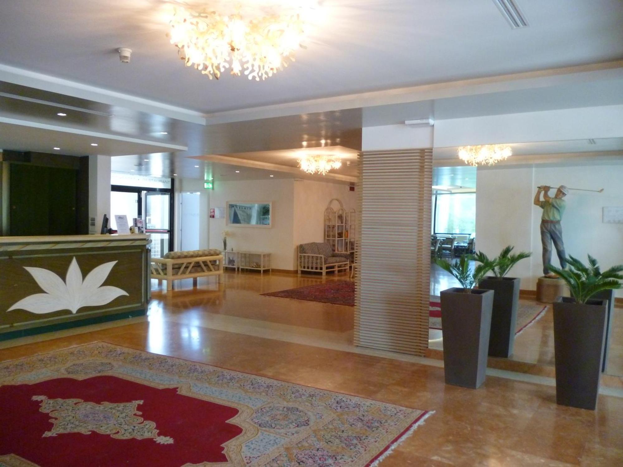 Hotel Marina Uno 리그나노 사비아도로 외부 사진