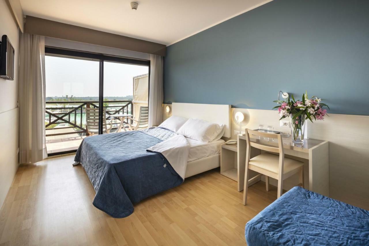 Hotel Marina Uno 리그나노 사비아도로 외부 사진